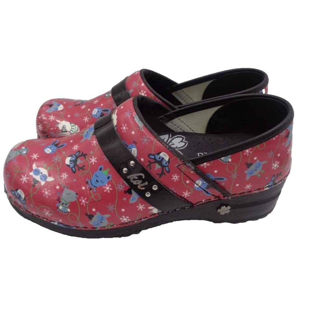 Sanita by Koi Womens Size 38/7.5 Festive Farm Print Clogs Shoes